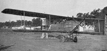 Bre XIV A.2 v.. 9117 jet s francouzskmi znaky.